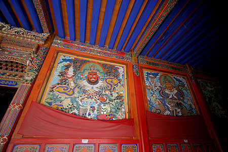 33_wall_3522